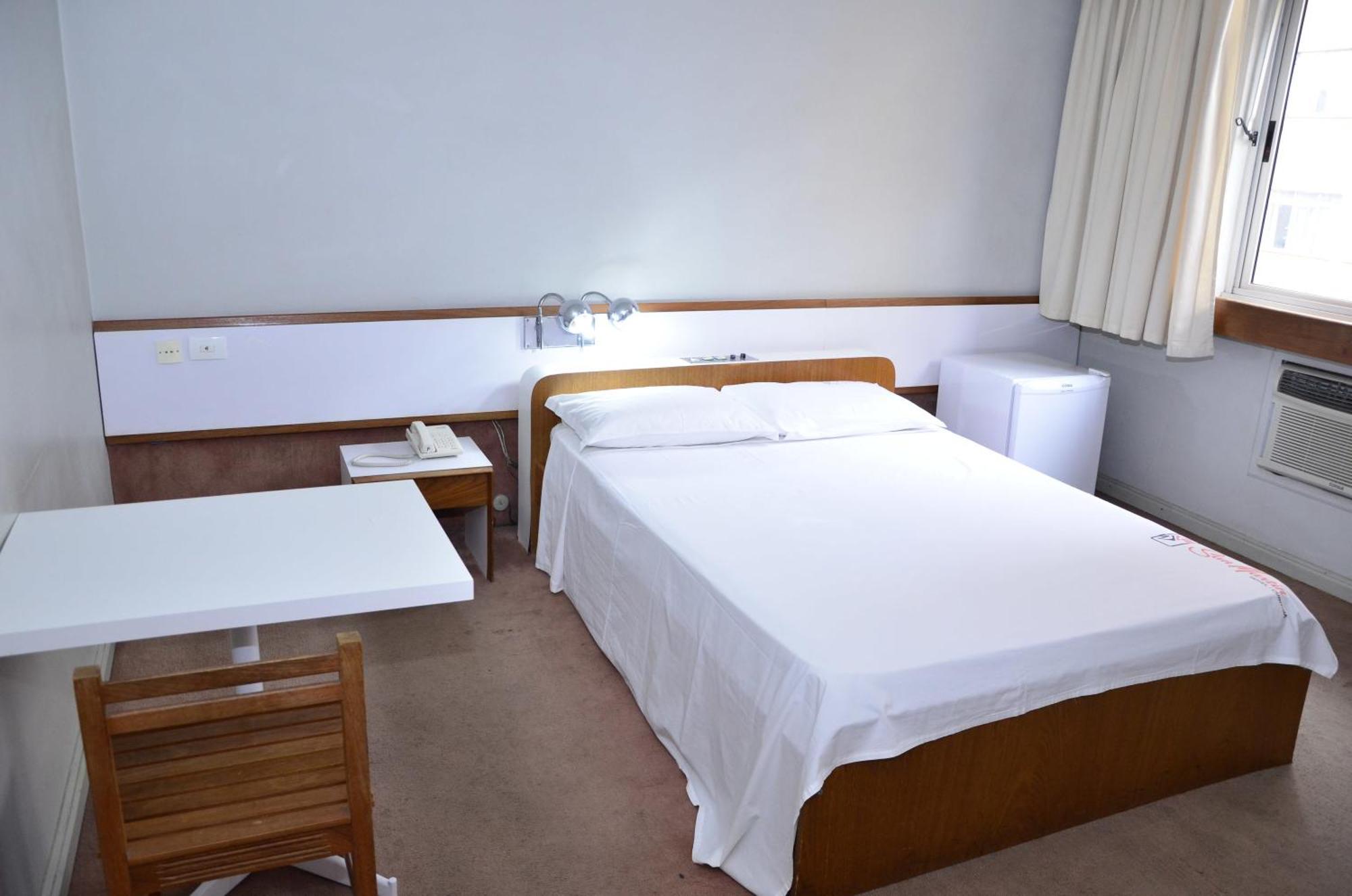Hotel Rede Andrade San Martin Curitiba Zimmer foto